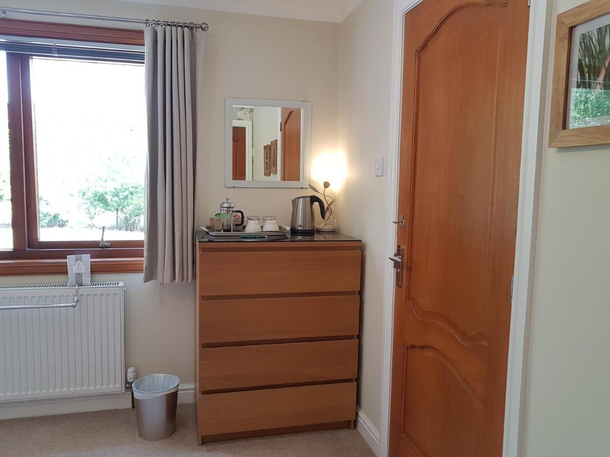 Lilyoak B&B & Self Catering Apartment Insch Extérieur photo